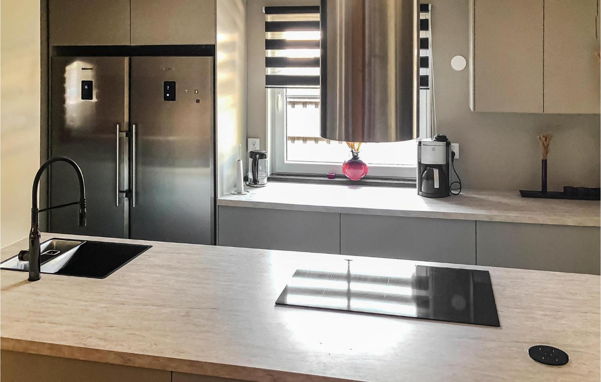 4 Bedroom Lovely Home In Hoeganaes エクステリア 写真