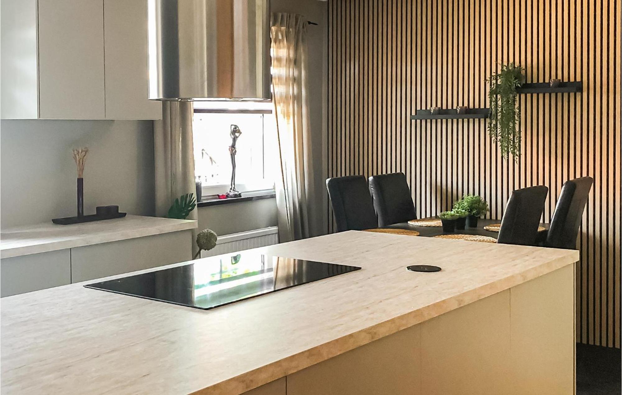 4 Bedroom Lovely Home In Hoeganaes エクステリア 写真
